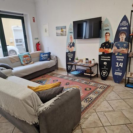 Wolley - Peniche Guesthouse エクステリア 写真